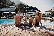 familie_pool