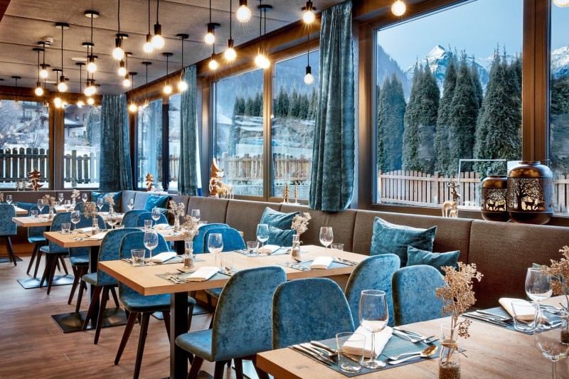 restaurant winter