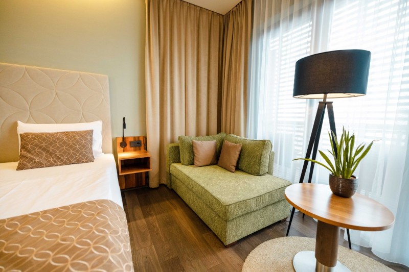 Therme Laa Pfanzl Media